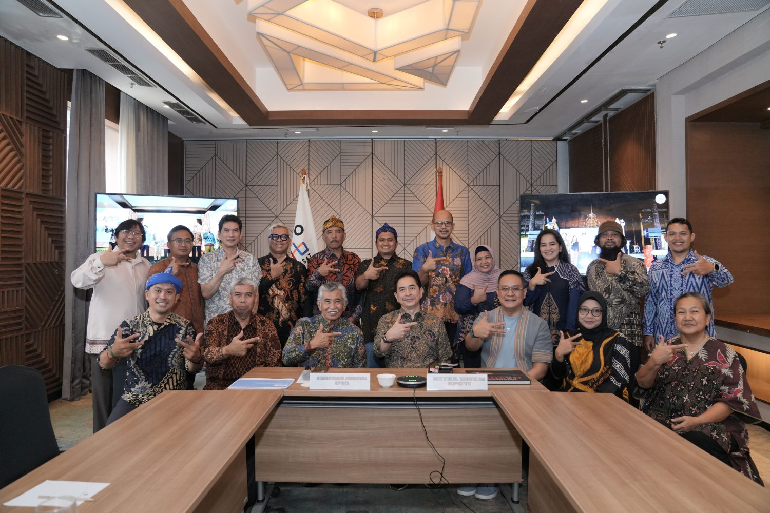 Rapat Pleno dan HalalBiHalal KPOTI