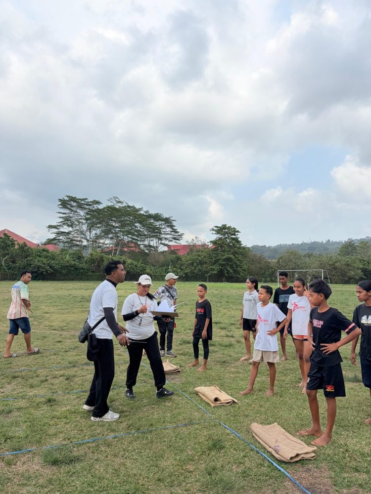 Foto pendukung KPOTI Maluku Hidupkan Kembali Permainan Tradisional di Ambon, Libatkan Lebih dari 1.200 Peserta 2